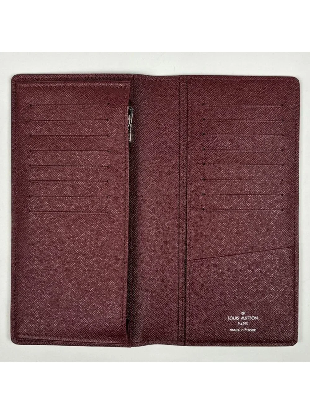 Louis Vuitton Portefeuille Brazza NM Wallet Bicolor Taiga Navy Bordeaux